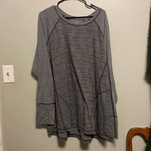 Tek Gear long sleeves workout shirt